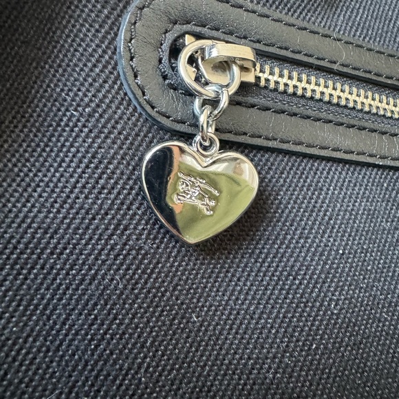 Burberry Blue Label Convertible Tote (Japan exclusive) in excellent condition - Picture 12 of 12